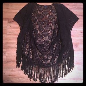HOTTOPIC black skull fringe Kimono/Shawl